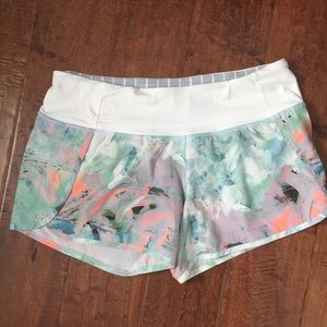 Lululemon shorts -size 6